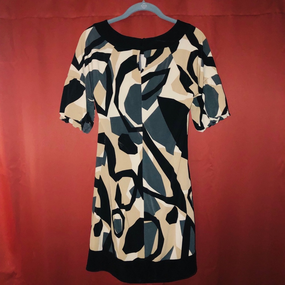 Dress - Picture 3 of 3